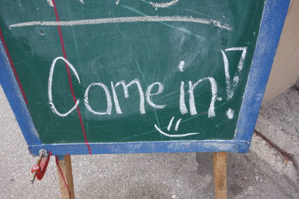 istock visitor sign for friends that come to visit 1425157488