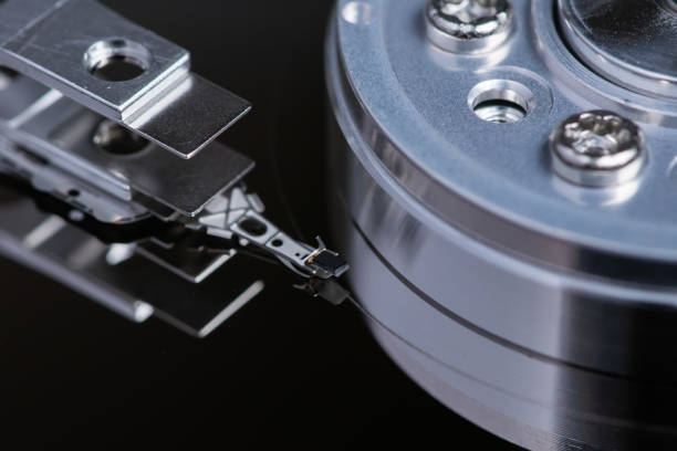 2.5-inch hard disk drives are still popular.