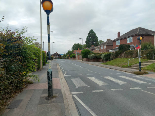 istock Queens funeral and deserted roads 1425163983