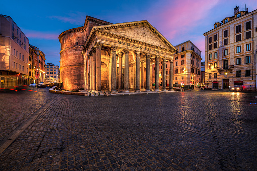 Roma, Italia en el Panteón, un antiguo templo romano photo