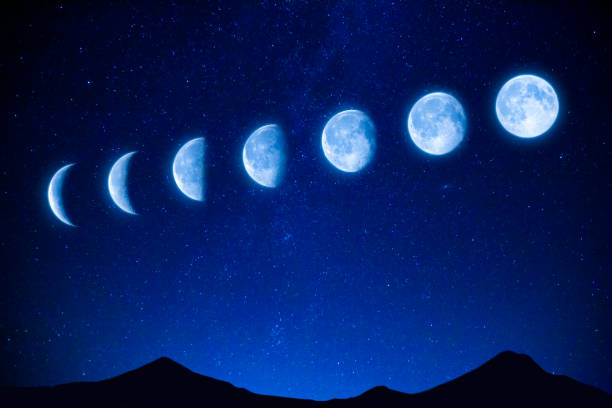moon fases - luna creciente fotografías e imágenes de stock
