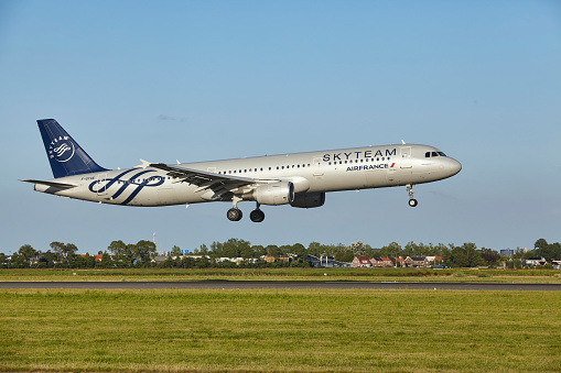 Vijfhuizen, The Netherlands - August, 20, 2022. The Airbus A321-212 of Air France (SkyTeam livery) with the identification F-GTAE lands at Amsterdam Airport Schiphol (The Netherlands, AMS, runway Polderbaan).