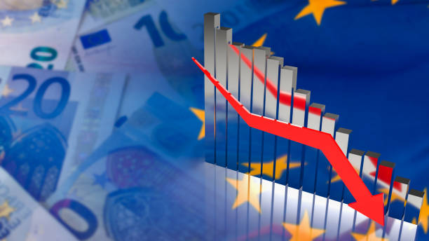 istock The business chart arrow down on EURO flag background  3d rendering 1425375076