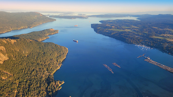Vista arial del sur de la isla de Vancouver photo