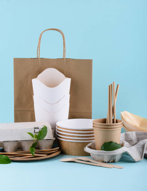 istock Reusable eco friendly sustainable food packaging 1425474694