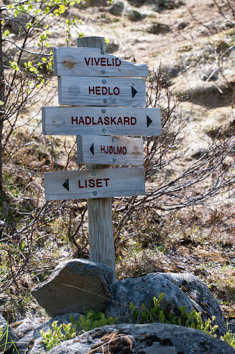 hiking trails to hjolmo, vivelid, hedlo,hadlaskard, liset hardangervidda