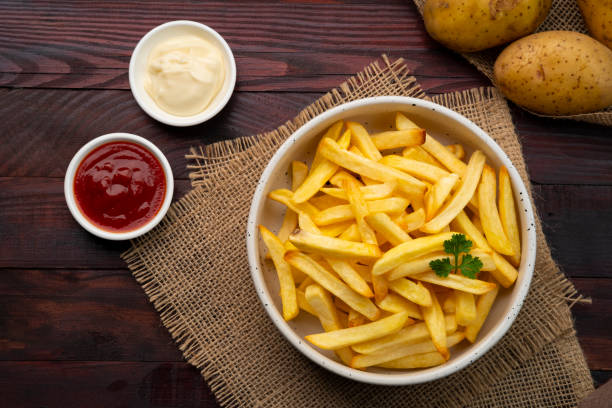 istock Air Fryer Roast Potatoes on white plate 1425560234