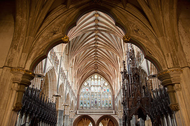 teto abobadado em exeter catedral, inglaterra - cathedral gothic style indoors church - fotografias e filmes do acervo