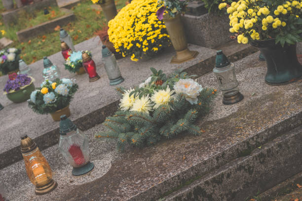 istock All Saints Day, burrial floral decoration on the grave 1425608518