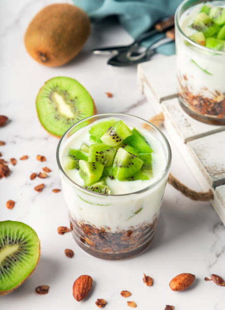istock Homemade granola parfait with kiwi fruit 1425609332