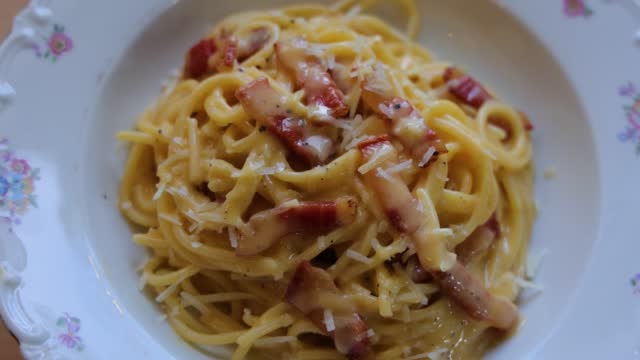 Spaghetti carbonara, italian food