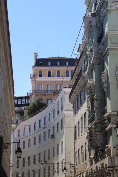 istock Colorful houses in Lisbon 1425645317