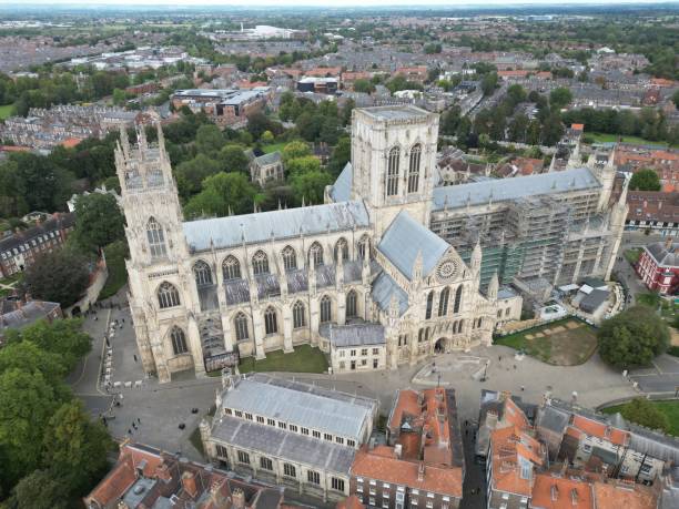 vista areale di york minster, deangate, york yo1 7hh - cattedrale di york foto e immagini stock