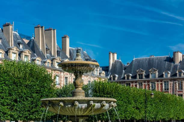 istock The Place des Vosges in Paris 1425649340