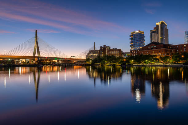 historical sites of boston, massachusetts - boston skyline charles river river imagens e fotografias de stock