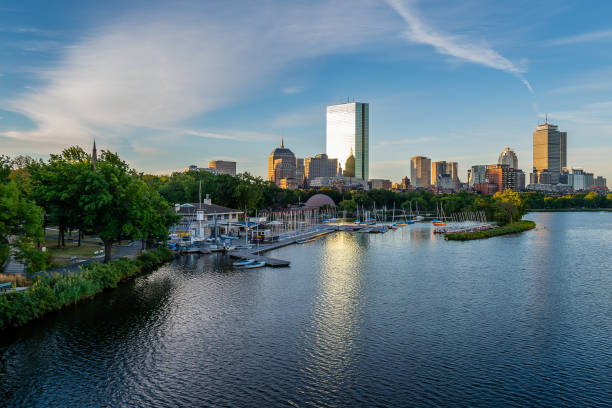 historical sites of boston, massachusetts - boston charles river skyline massachusetts imagens e fotografias de stock