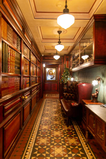 istock Luxurious interior of traditional English restaurant 1425814556