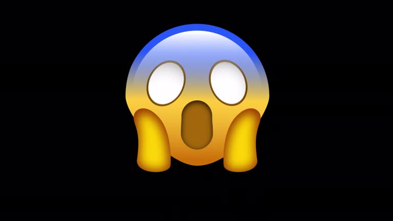 Animated Shocked Face Emoji. Seamless Loopable. 4K Cartoon Emoji Face Emoticon  Animation on Alpha Channel Background. Social Media Expression Emotion and Feelings Sharing Concept, Face Screaming in Fear, Scared.