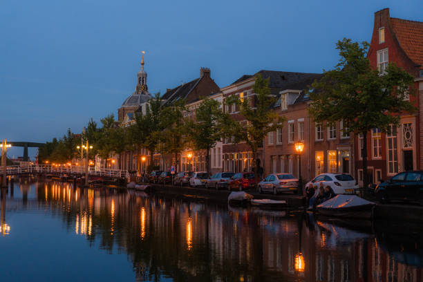 istock Scenic view of Leiden at night 1425891106