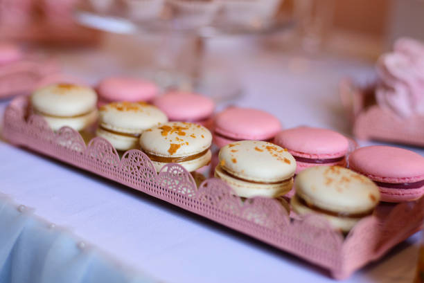 istock Macaroons dessert gift, traditional french macaroons on candy bar 1425987124