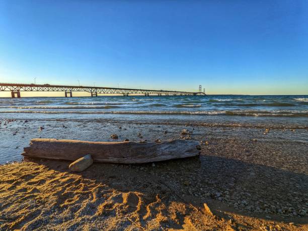 istock Mackinac Bridge Michigan at dusk 1426020611