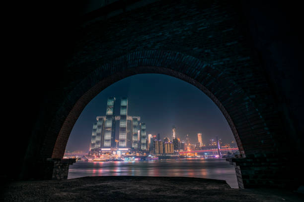 istock city in the hole 1426228140