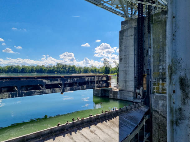 istock Dam, weir, Rhine, river, border 1426336448