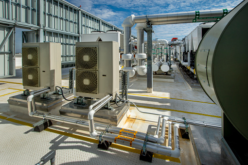 Rooftop HVAC system for large office building.