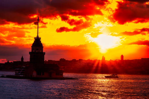 istock Magnificent sunset and Maiden's Tower view in Istanbul 1426368793