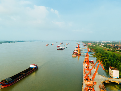 Yangtze River transport ships, import and export trade