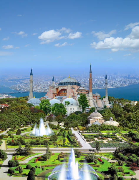 высокая софия, собор святой софии, турция, стамбул, голубая мечеть, мечеть, голубая мечеть, мечеть стамбула - sultan ahmed mosque стоковые фото и изображения