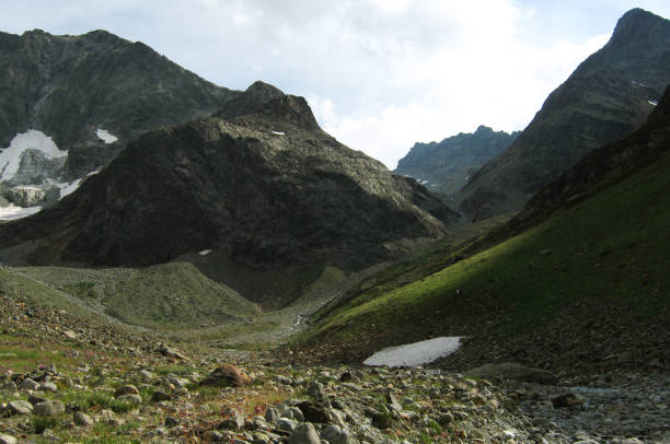 istock Hiking on the Italian Alps during Summer 1426488158
