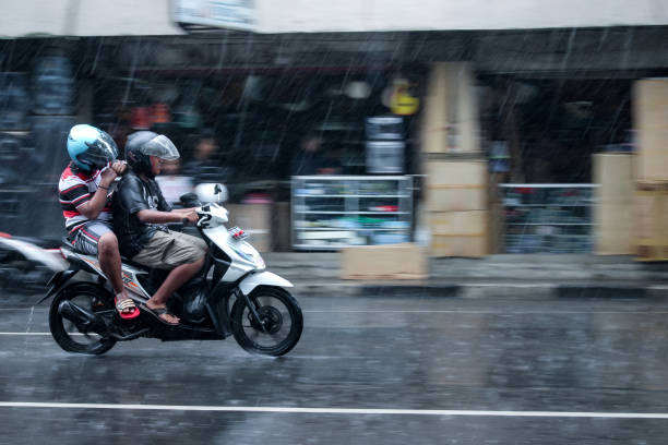 rainy atmosphere on the shopping street