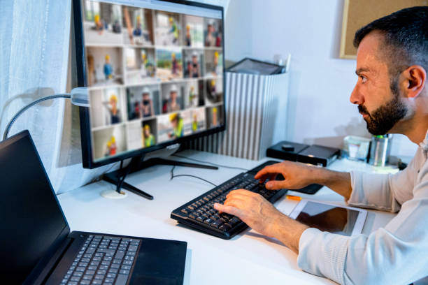 istock Connecting with other people online, choosing right person for work 1426580872