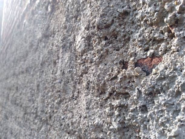 istock Rough walls exposed to the sun 1426658712