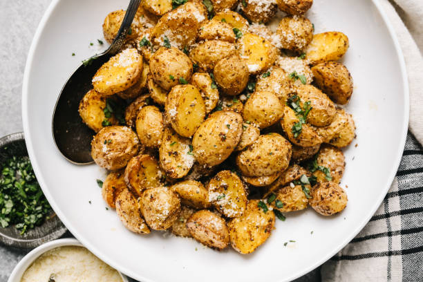 istock Garlic Parmesan Air Fried Potatoes 1426660925