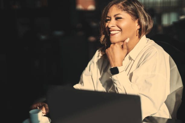 istock Hispanic woman entrepreneur in cafe 1426673072