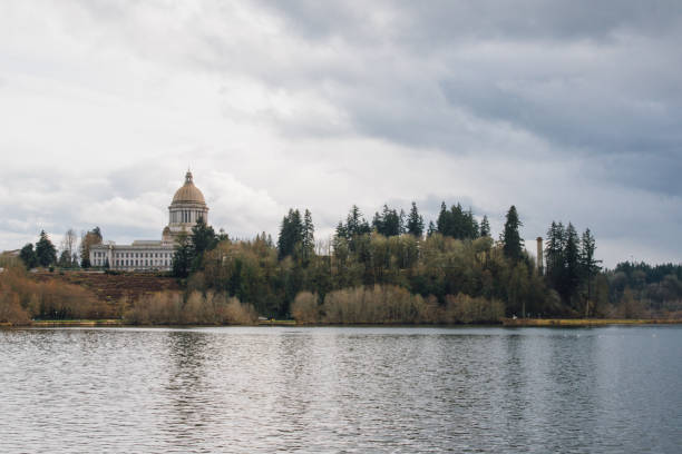 istock Capitol Lake in Olympia, WA 1426675412