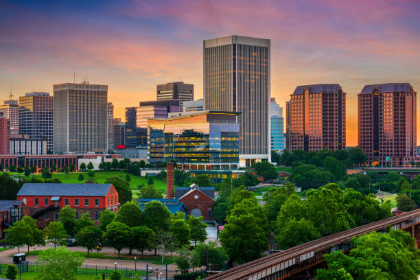 istock Richmond, Virginia, USA Downtown Skyline 1426918868