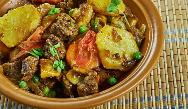 istock Moroccan Meat and Potato Tagine 1426943223