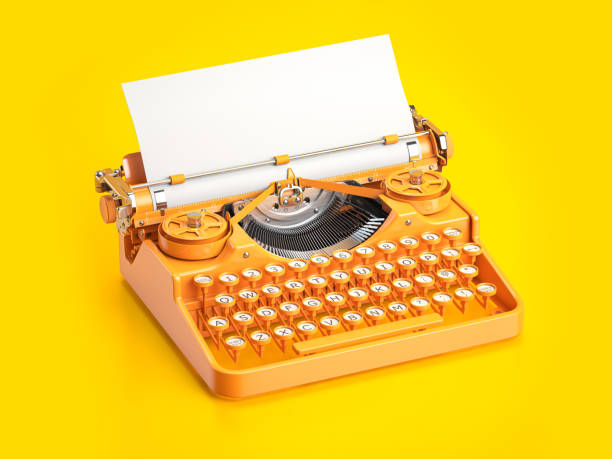 青い背景にヴィンテージイエローのタイプライター、シート上にテクト用のスペース。 - typewriter keyboard typewriter retro revival typewriter key ストックフォトと画像