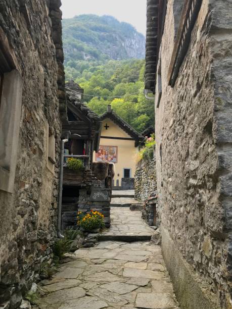 istock Swiss - Ticino Canton - Vallemaggia- Foroglio village 1426971886