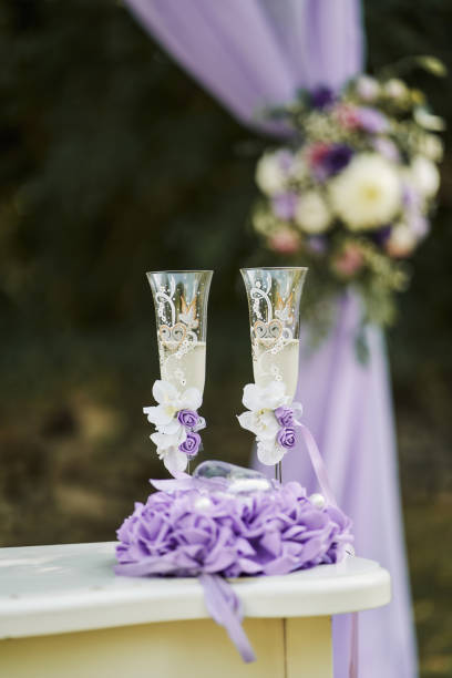 istock Wedding decoration cups with champagne 1427129956