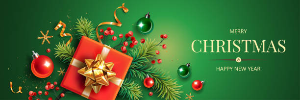 金と赤のクリスマスシンボルとテキストが描かれた水平バナー。クリスマスツリー、ギフト、緑色の背景に金色のティンセル紙吹雪、雪片。 - christmas gold green backgrounds点のイラスト素材／クリップアート素材／マンガ素材／アイコン素材