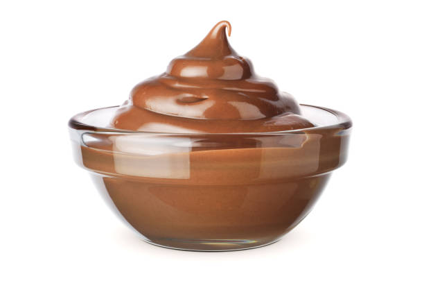 istock Bowl of chocolate paste isolated on white. 1427205165
