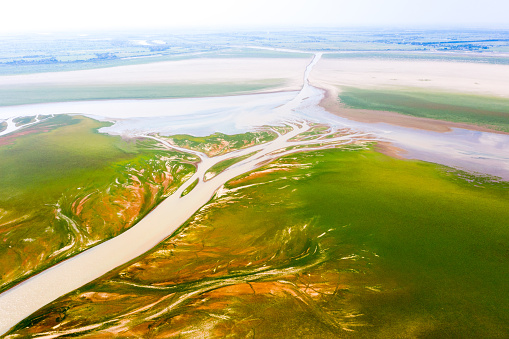 China's largest freshwater lake, winter scenery of Poyang Lake, dry river drone view