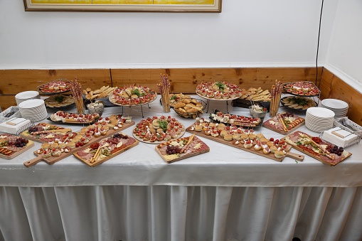 Bread and snacks displayed at a wine tasting event in Valle de Guadalupe, Mexico