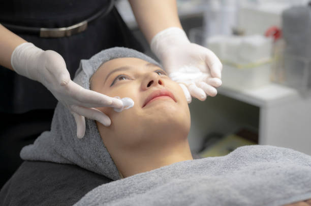 istock Young women facials from beauty experts. 1427270199