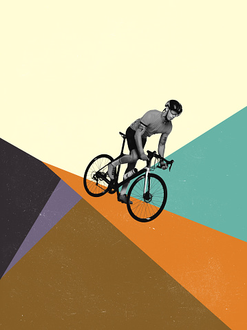 Composición con ciclista masculino y formas geométricas de colores sobre fondo de color pastel. Diseño moderno, collage de arte contemporáneo. photo
