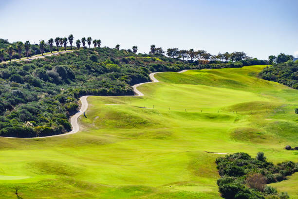 fotografii de stoc, fotografii și imagini scutite de redevențe cu teren de golf în spania - sotogrande